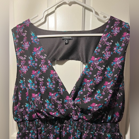 Floral Torrid Dress with Back Cut Out - Picture 2 of 9